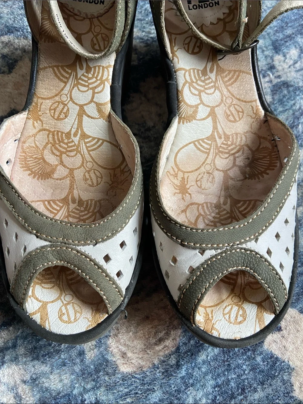 Fly London Ydel Wedge Sandal